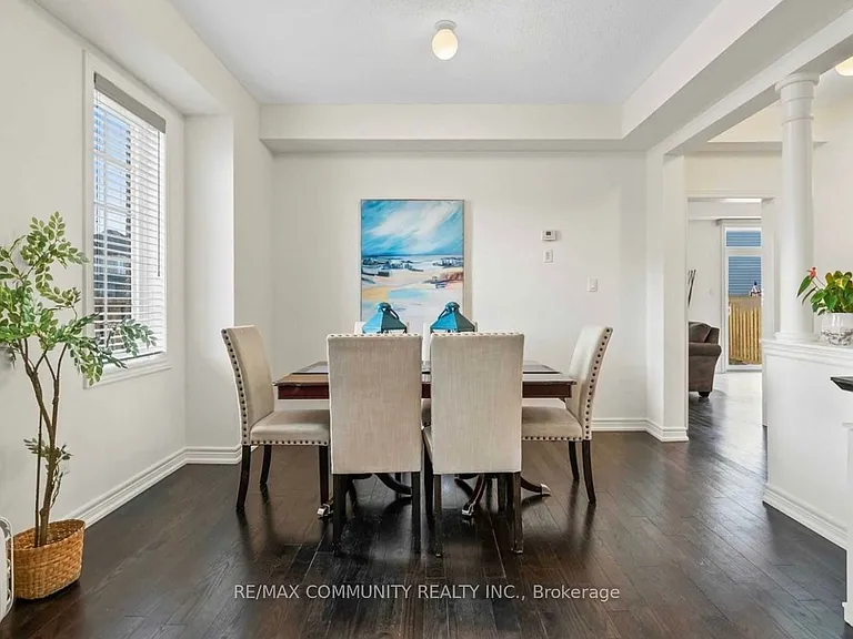 64 Bill Hutchinson Cres — Photo 4