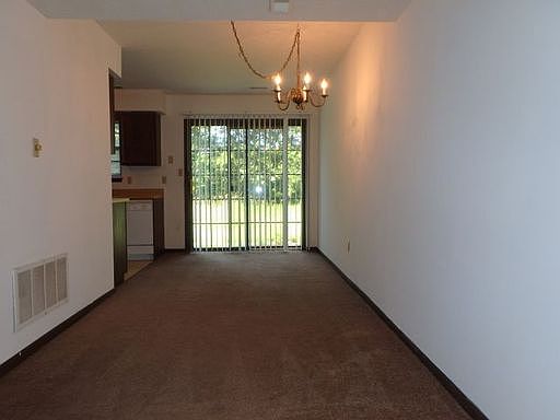 5th image of 2009 Juniper Dr #A