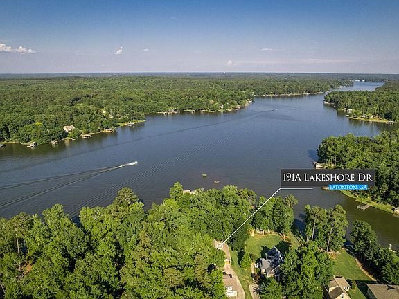 3rd image of 191A Lakeshore Dr