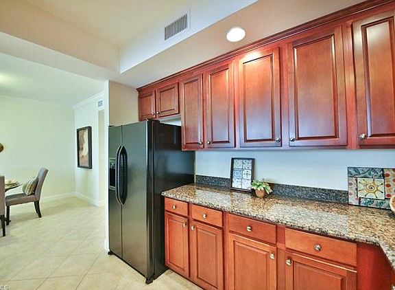 5th image of 2090 W 1st St APT 1609