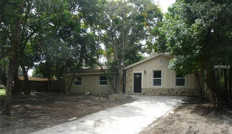 1st image of 1219 Lake Lucerne Cir