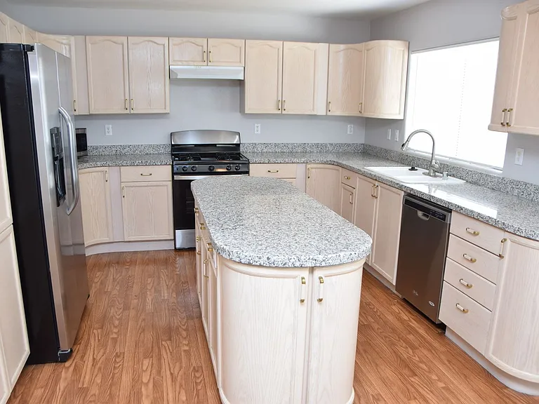 7811 Howard Dade Ave — Photo 11