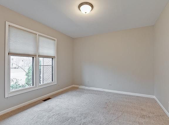 5th image of 2785 Whispering Oaks Dr