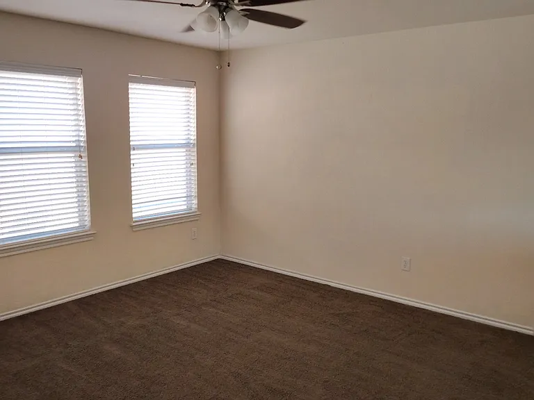 616 Fleming St — Photo 12