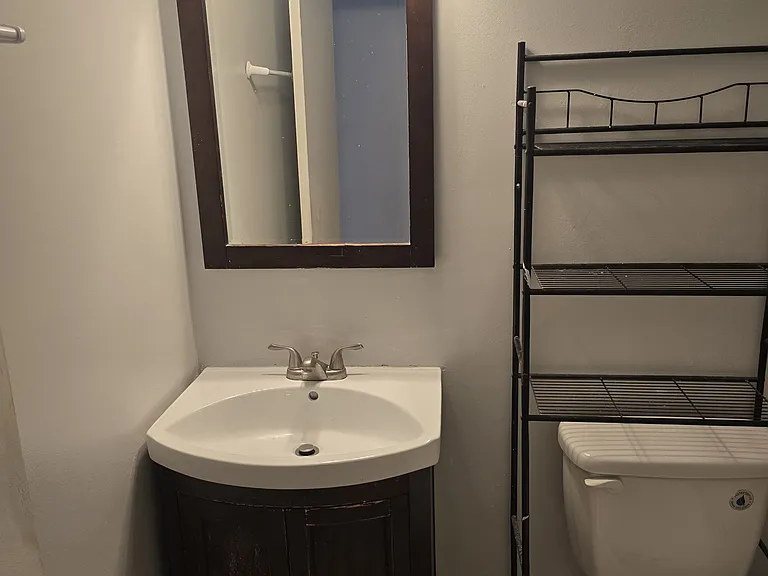 13811 Delaney Rd — Photo 3