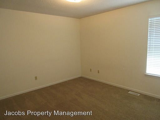 5th image of 5008-5010 Betty Jean Way