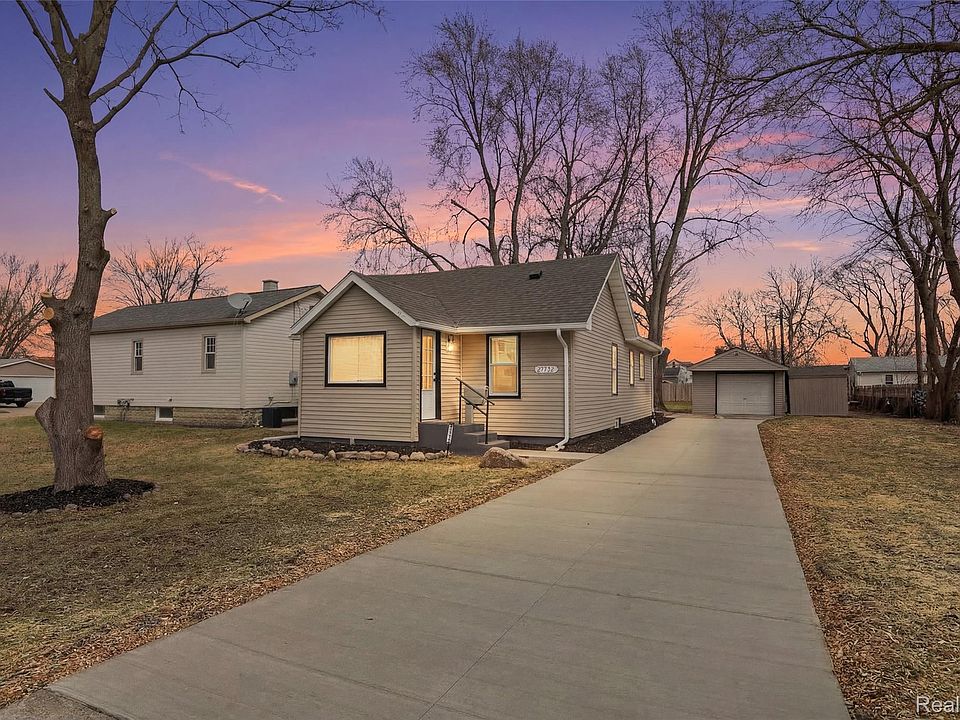 1st image of 27732 Demrick St