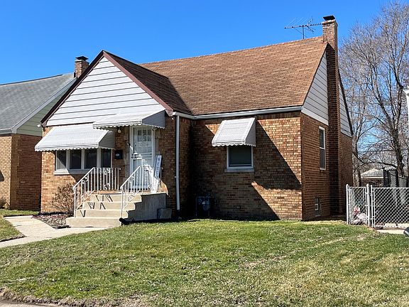 3rd image of 378 Paxton Ave