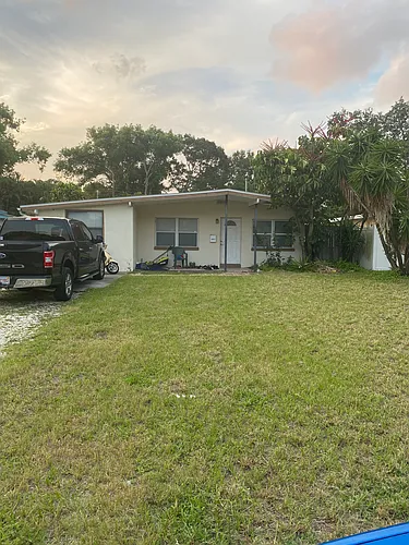 6913 39th Ave N Photo 1