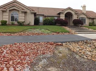 15725 Sol Semete Trl, Redding, CA 96001