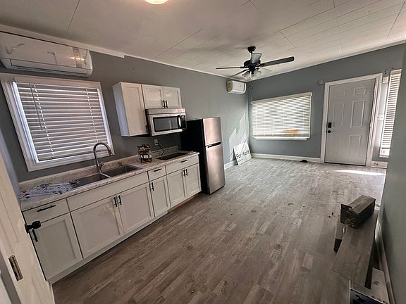 4th image of 2948 Shelby St #C
