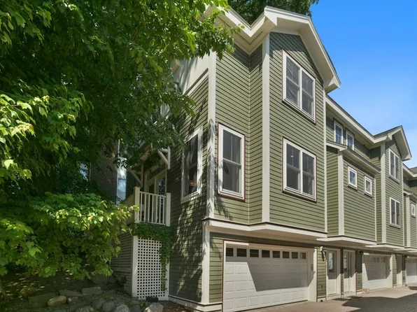 46 Craigie St #C, Somerville, MA 02143