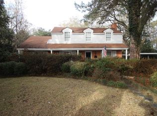 1119 W 15th St, Laurel, MS 39440