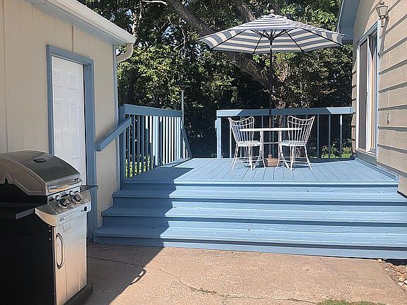 Private Deck 
