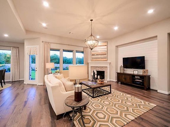 FamilyRoom - Representational Photo