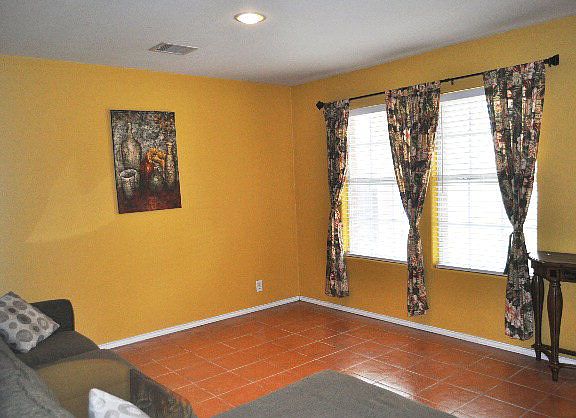 4th image of 4132 Nightshade Ave