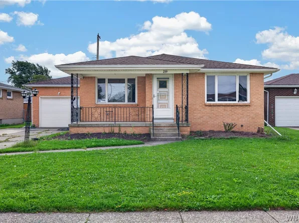 239 Temple Dr, Cheektowaga, NY 14225