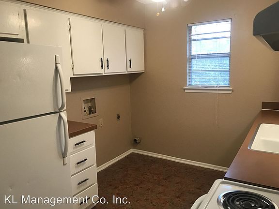 5th image of 116 Pebble Creek Dr APT 3