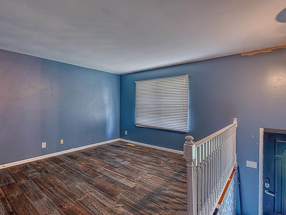 5th image of 5900 Berry Ln