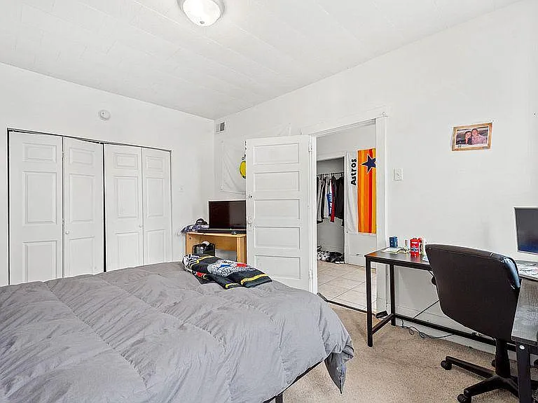 2417 Leticoe St #2 — Photo 6