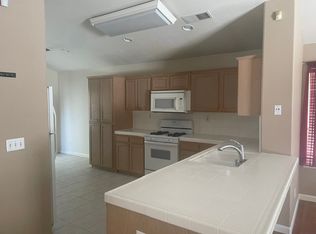 8204 N Matus Ave, Fresno, CA 93720