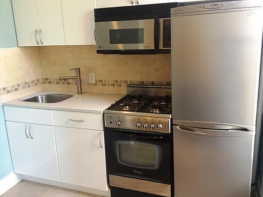 Rented by Town Residential | media 5