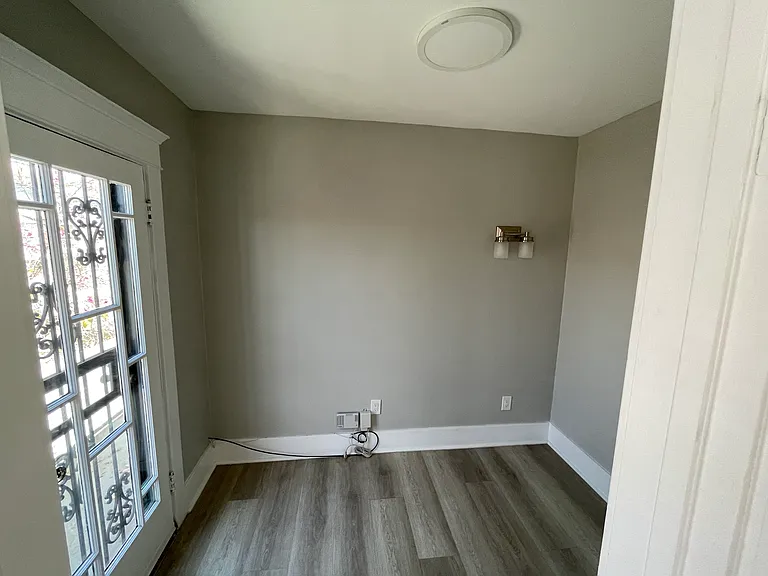 1026 E Broadway #1028 — Photo 8