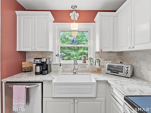 2nd image of 102 Lake Vista Drive #102