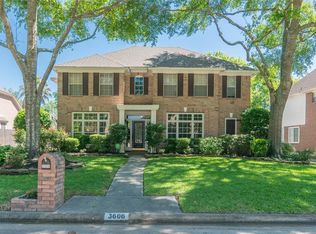 3606 Whispering Brook Dr, Kingwood, TX 77345