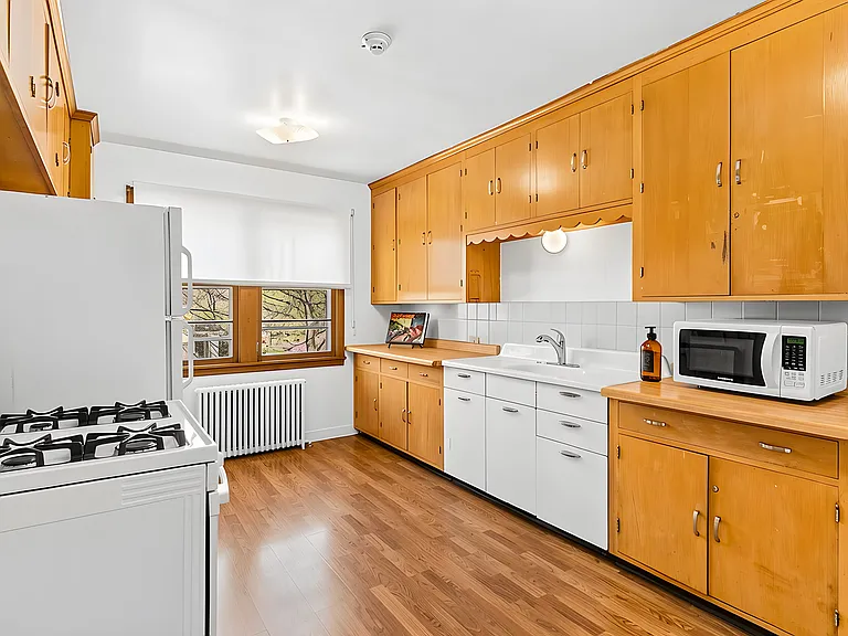 1846 Portland Ave #2 — Photo 3