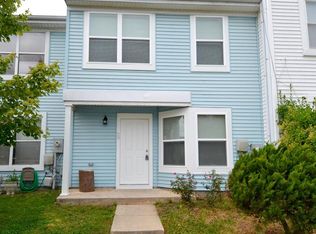 29 Old Knife Ct, Middle River, MD 21220
