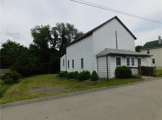 2051 2nd St, Apollo, PA 15613