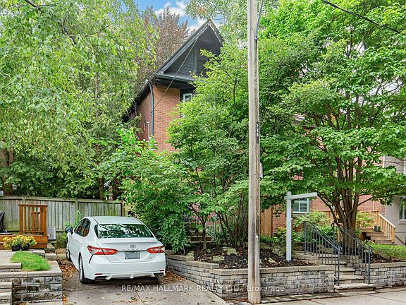 5th image of 28 Condor Ave