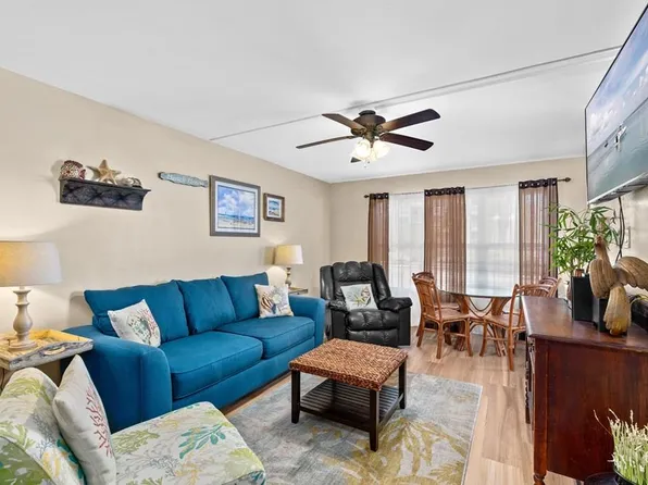 130 Padre Blvd Unit 108, South Padre Island, TX 78597