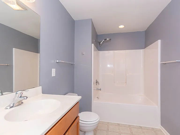 228 Morlatt Ln — Photo 23