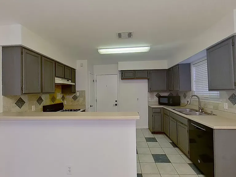 14010 Conner Downs Dr — Photo 17