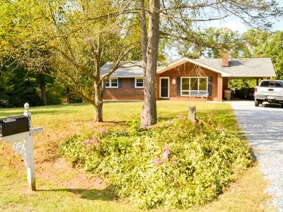 617 Spring St, Hurt, VA, 24563