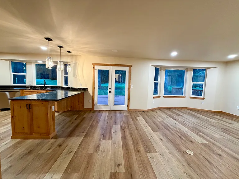 Pioneer Dr — Photo 7