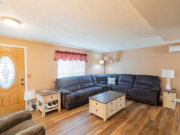 4th image of 5209 G St