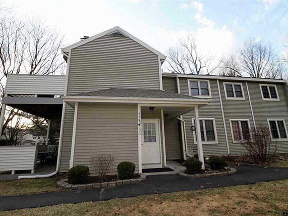 4th image of 228 Monmouth Way