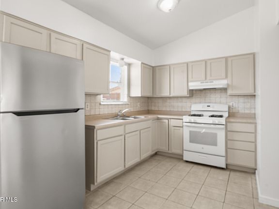 4th image of 8716 Aparicio Dr