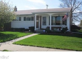 21859 Schroeder Ave, Eastpointe, MI