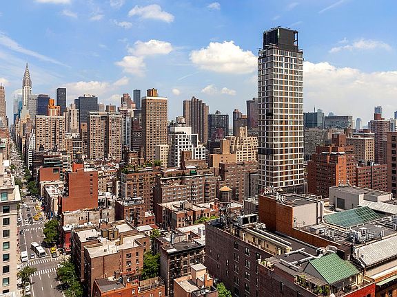 2nd image of 50 Lexington Ave #Phd