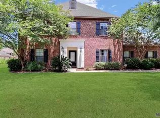 12141 Central Park Dr, Geismar, LA 70734