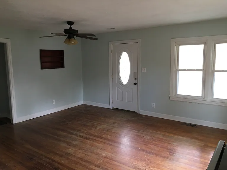 6062 Potomac Dr — Photo 12