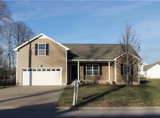 1391 Jenny Ln, Clarksville, TN 37042