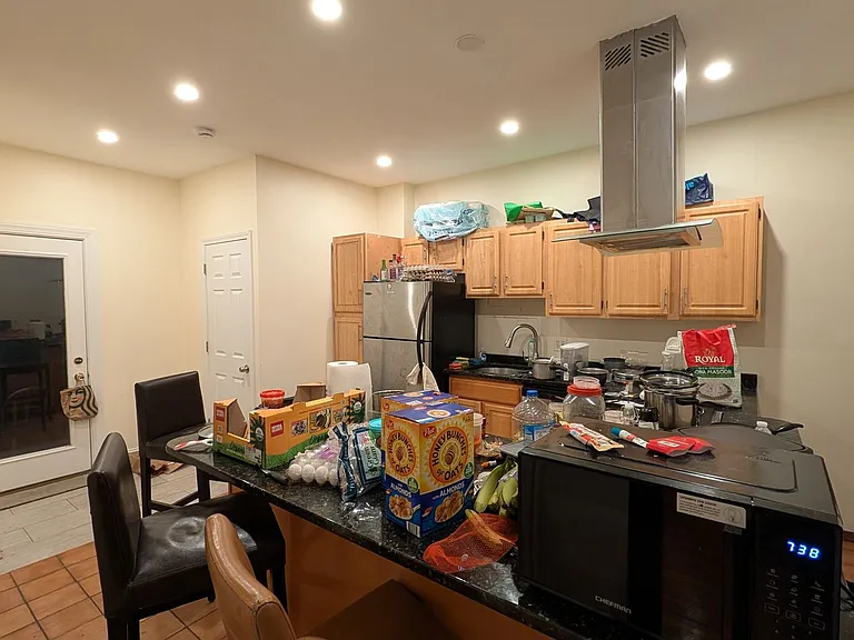 64 Fisher Ave #1 — Photo 2