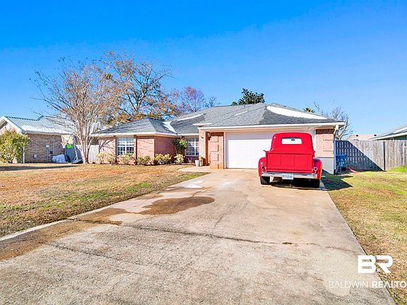 3rd image of 24605 Tarpon Ln