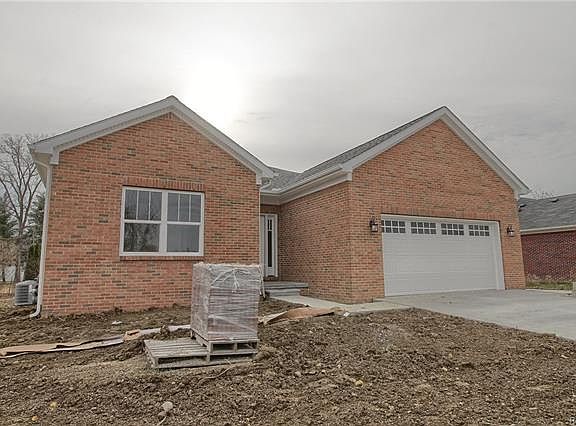 2nd image of 35710 Orchard Ln