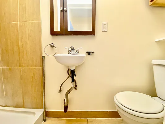 Rented by Compass | media 8